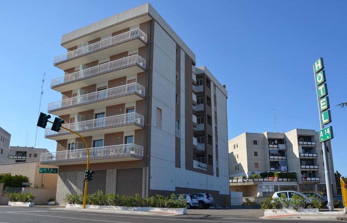 Hotel A-14 Modugno Exterior foto